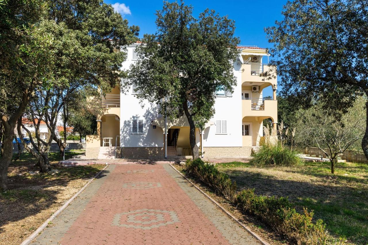 Apartments By The Sea Vrsi - Mulo, Zadar - 5951 Exterior foto